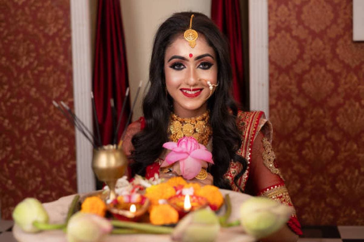 Hariyali Teej 2024 Outfit: हरियाली तीज पर ट्राई करें ये लेटेस्ट ड्रेस, खरीदने से पहले जानें क्या है ड्रेंड में…