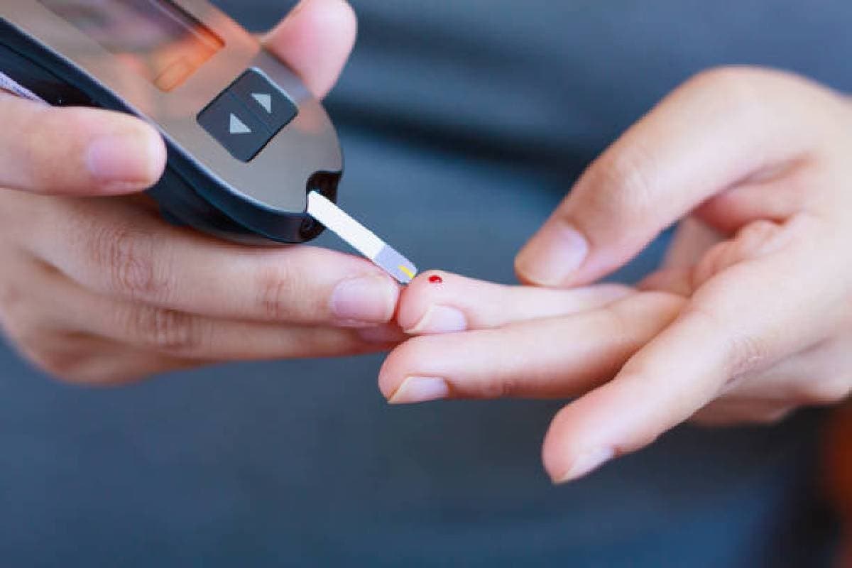 Tea For Diabetes: डायबिटीज के मरीज इन 4 प्रकार के चाय को जरूर करें ट्राई