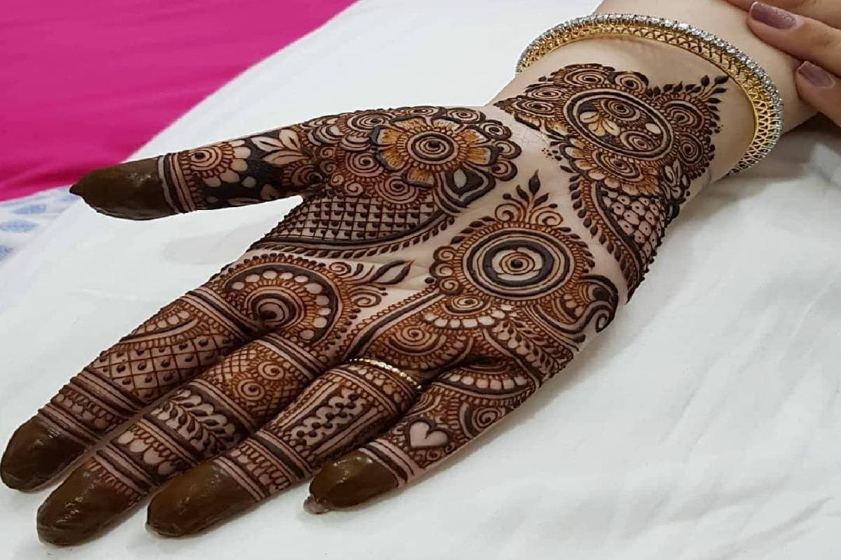 Hartalika Teej Mehndi Design 2024: तीज पर लगाएं मेहंदी, Simple Mehndi Design PHOTO