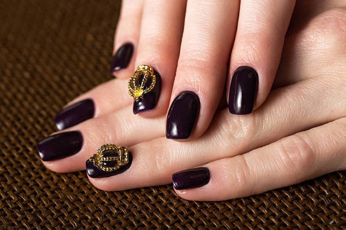 Hartalika Teej 2024 Nail Art: तीज से पहले अपने नेल को बनाएं सुंदर और आकर्षक, ड्राई करें ये ट्रेंडी डिजाइन