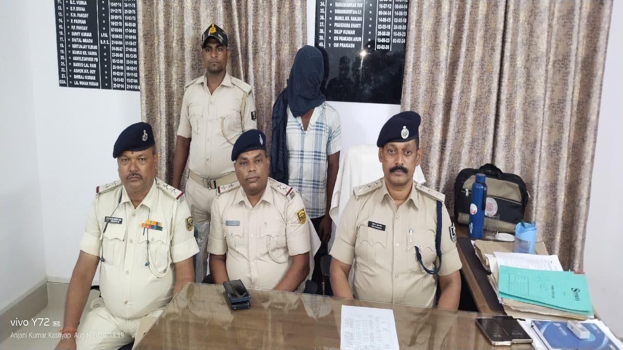 पत्नी ने पति के अवैध सम्बंध की विरोध, पति ने ऐसिड पिला कर की हत्या