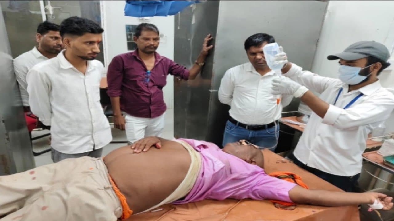 Jehanabad News: मेडिकल बोर्ड ने सर्टिफिकेट  बनाने से किया इनकार, युवक ने सिविल सर्जन कार्यालय में खाया जहर