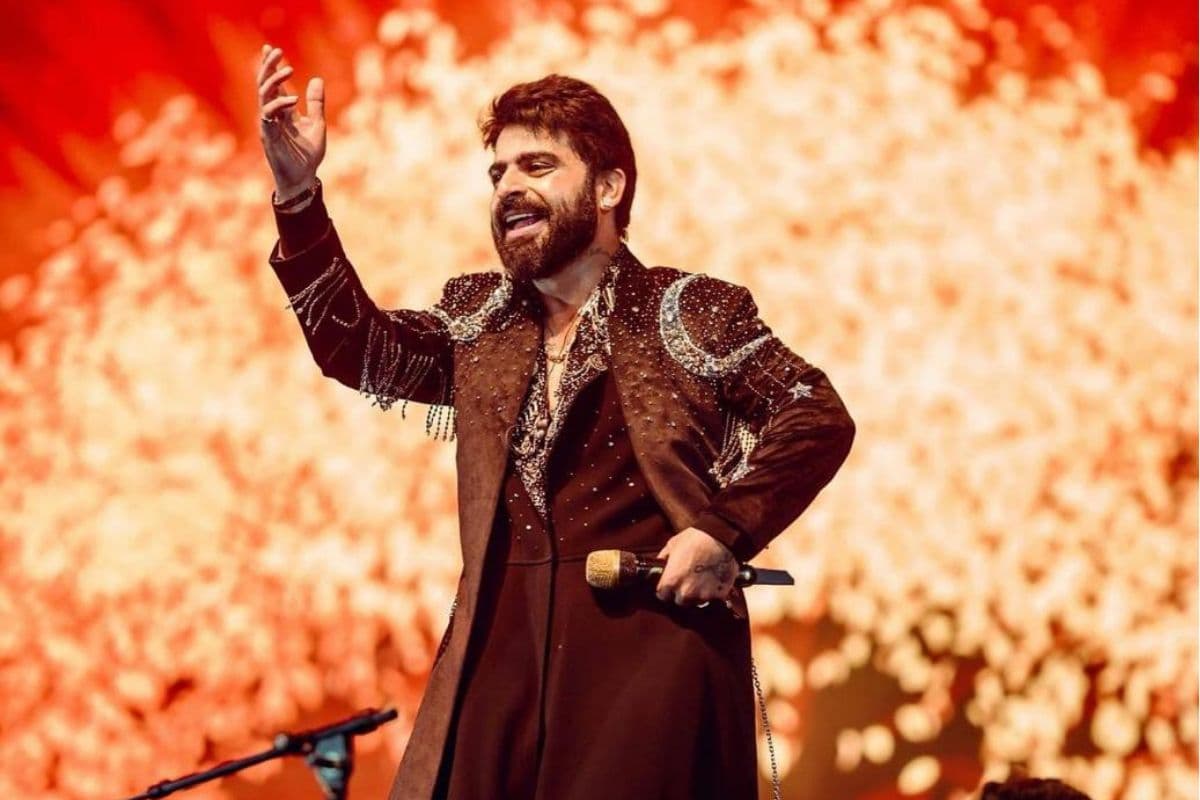 Akshay kumar:अक्षय कुमार के लिए सिंगिग करने वाले सागर,कभी डांस बार में बजाया करते थे गिटार 