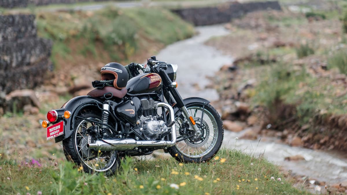 Royal Enfield Classic 350 updated version launched soon these features are expected. Royal Enfield Classic 350 updated version launched soon these features are expected.