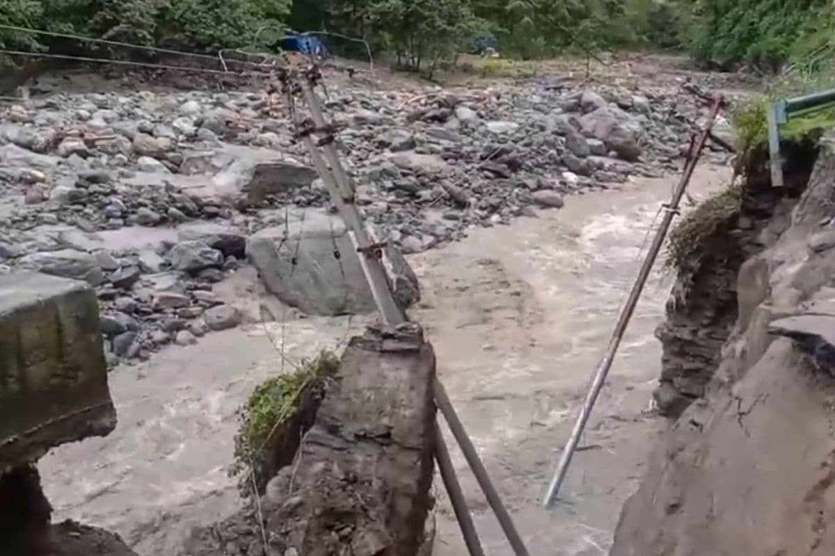 Uttarakhand Heavy Rain: उत्तराखंड में भारी बारिश, केदारनाथ यात्रा स्थगित करने की सलाह, 12 लोगों की मौत