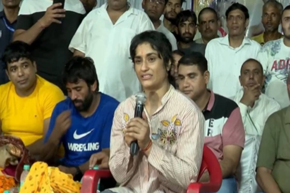 'मैं इस तरह के प्यार और सम्मान की हकदार हूं या नहीं…' जानें विनेश फोगाट ने क्यों दिया ऐसा बयान