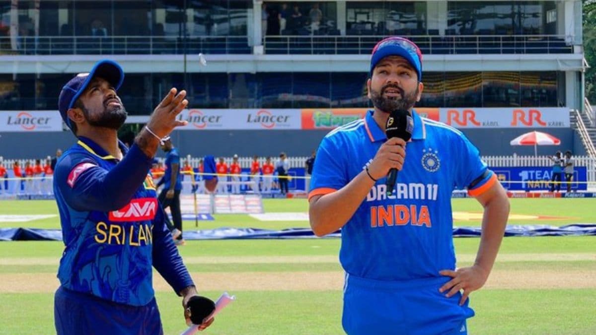 IND vs SL 2nd ODI: श्रीलंका ने टॉस जीतकर किया बल्लेबाजी का फैसला, देखें प्लेइंग XI