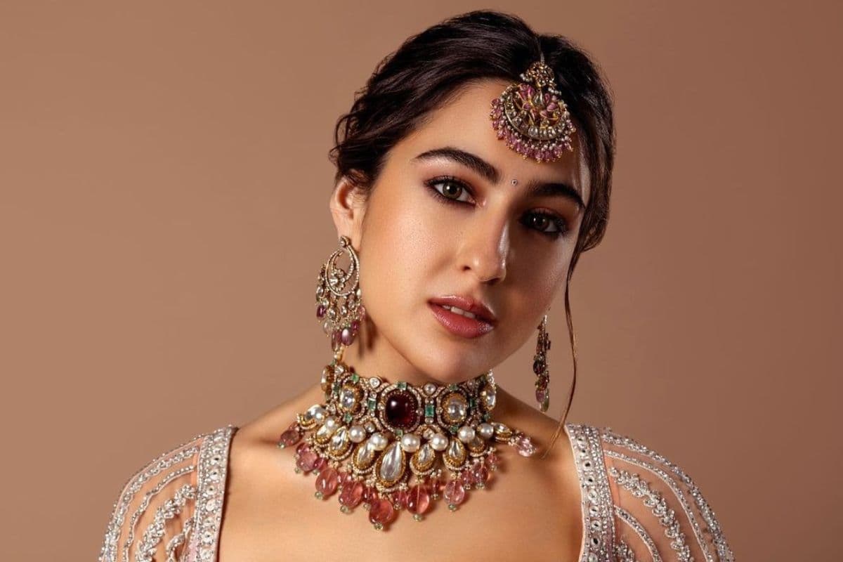 Sara Ali Khan Birthday: 29 की हुईं बॉलीवुड की स्वीटहार्ट, नेटवर्थ से लेकर इंस्टाग्राम फॉलोवर्स तक, जानें एक्ट्रेस के बारे में