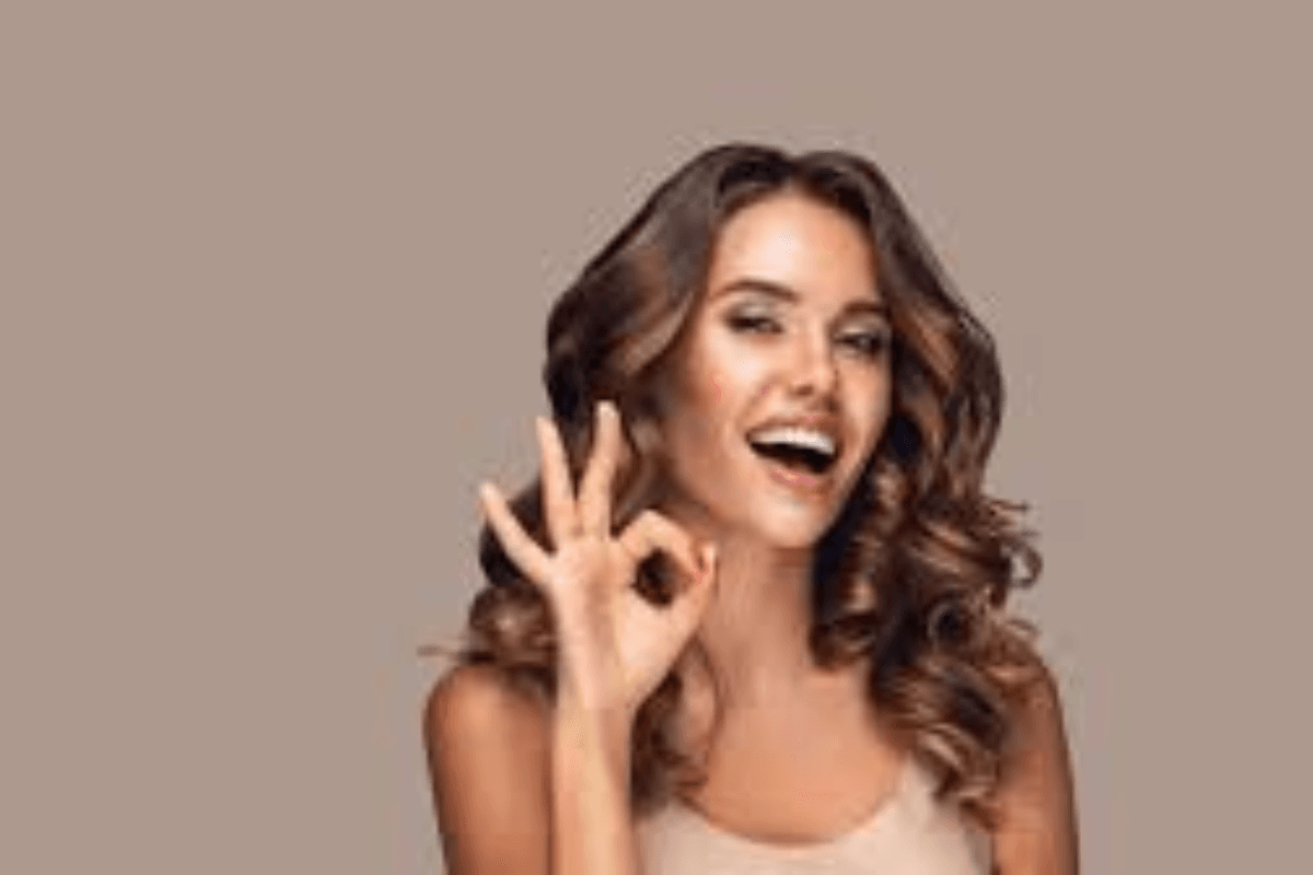 Natural Beauty Tips: कम मेकअप में भी कैसे दिखें स्टाइलिश और ग्लैमरस