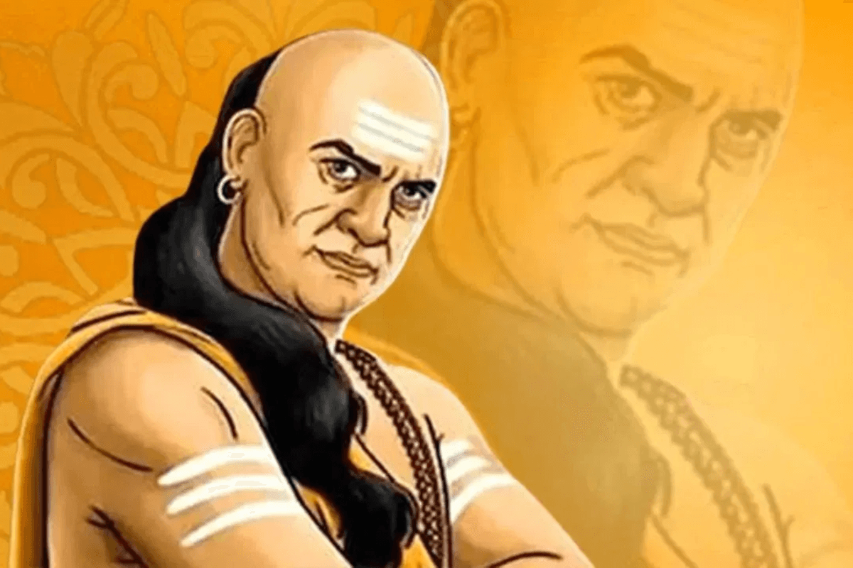 Chanakya Niti: चाणक्य के अनुसार, महिलाओं के कौन से गुण उन्हें समाज में आदर और सम्मान दिलाते हैं?