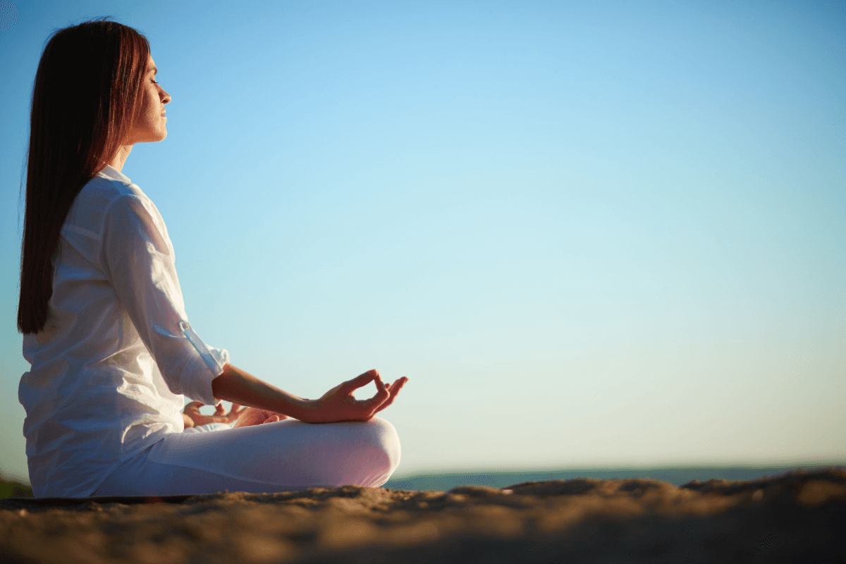 Morning Habits: आपकी लाइफस्टाइल में कर देंगी कमाल, सुबह की ये 5 आदतें