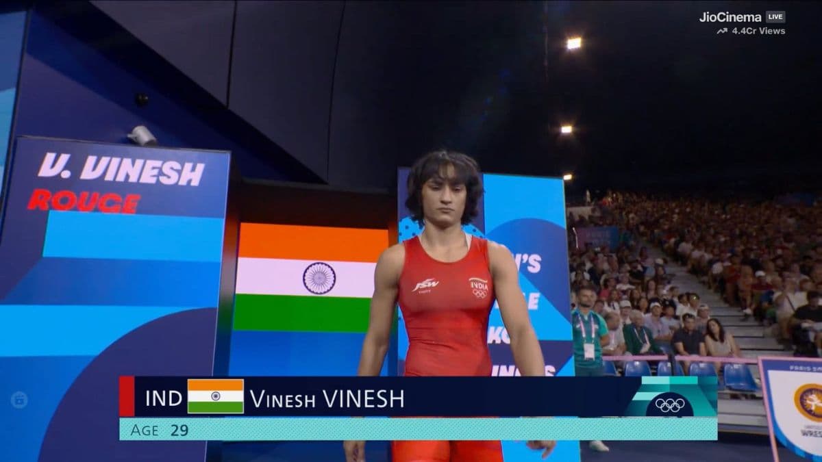 Vinesh Phogat के स्वर्ण पदक मैच की लाइव स्ट्रीमिंग कब और कैसे देखें, तारीख, समय