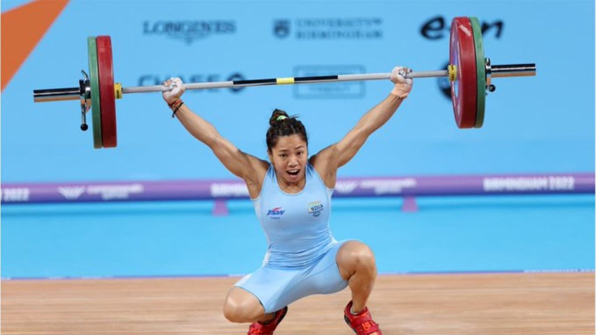 Paris Olympics: Mirabai Chanu कांस्य पदक से चूकीं, उन्होंने कुल 199Kg वजन उठाया