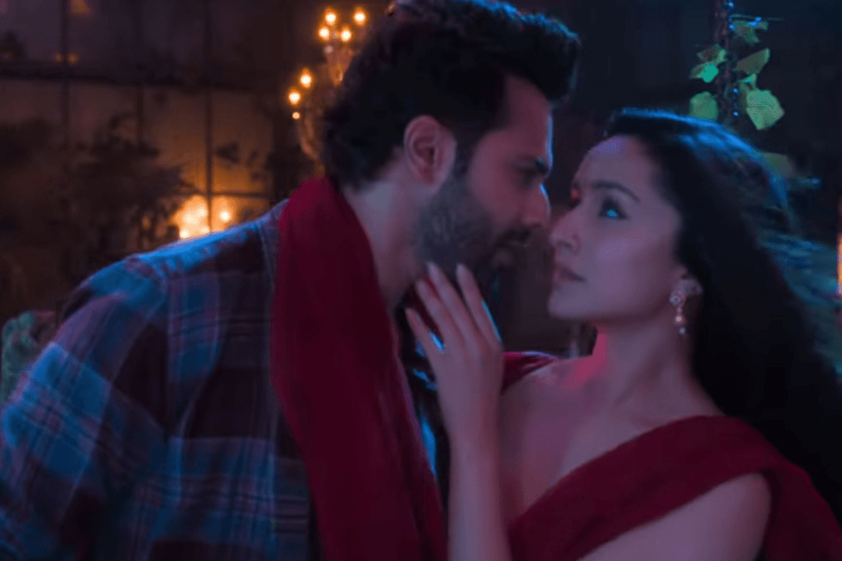 Stree 2: वरुण धवन और श्रद्धा कपूर की जोड़ी ने खूबसूरत गाने में अपनी केमिस्ट्री से मचाया धमाल