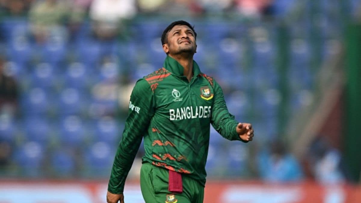 संगीन आरोपों के चलते बांग्लादेश टीम से बाहर होंगे Shakib Al Hasan ?