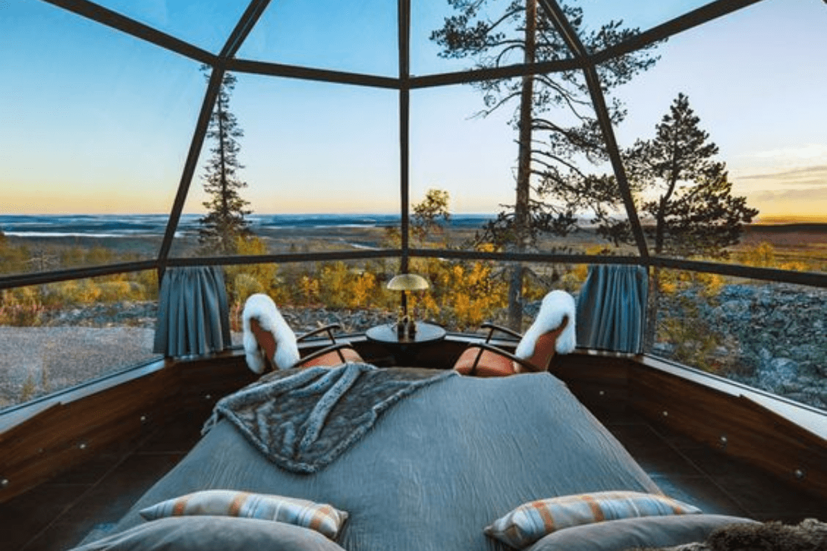 Zero Real Estate Hotel: स्विटजरलैंड के इस होटल में नहीं है एक भी दीवार, आखिर कैसा दिखता है स्विटजरलैंड का जीरो रियल एस्टेट होटल