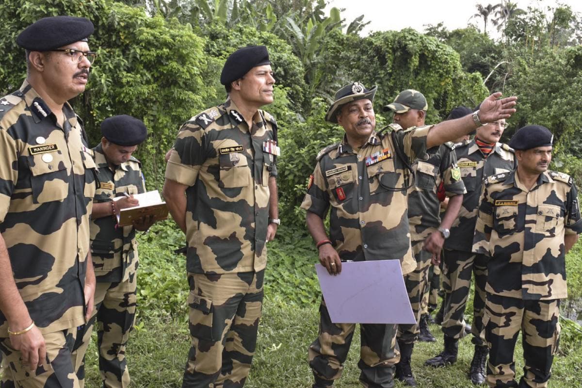 Bangladesh News: भारत को बाड़ लगाने से रोक रहे बांग्लादेशी सैनिक, बॉर्डर पर तनाव जारी