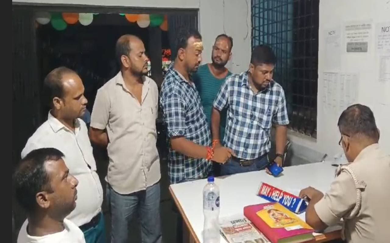 Bihar Police Exam: सेटिंग के आरोप में सीपीओ समेत 4 गिरफ्तार, कई अभ्यर्थियों के सर्टिफिकेट बरामद