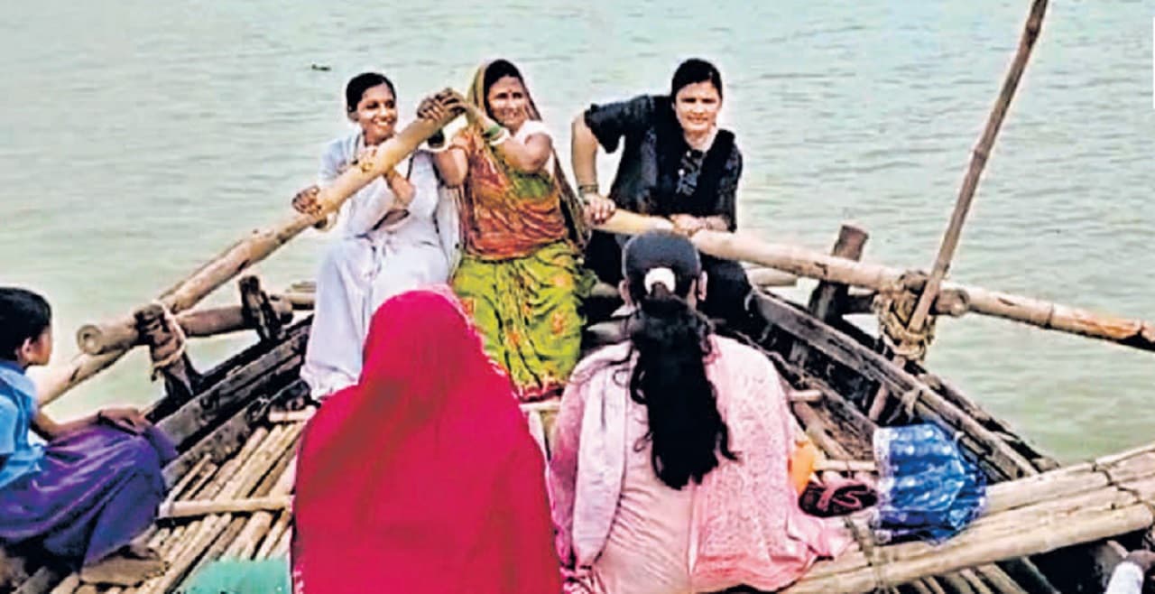 बिहार में शिक्षक और छात्रों के लिए चलेगी सरकारी नाव, खर्च उठाने को शिक्षा विभाग तैयार