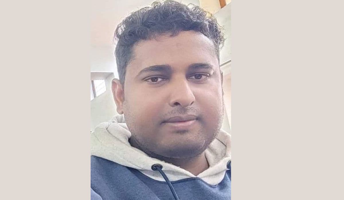 दानापुर के नासरीगंज घाट के समीप नाव से गिरकर गंगा की तेज धार में बहे शिक्षक, नाव से जा रहे थे स्कूल…