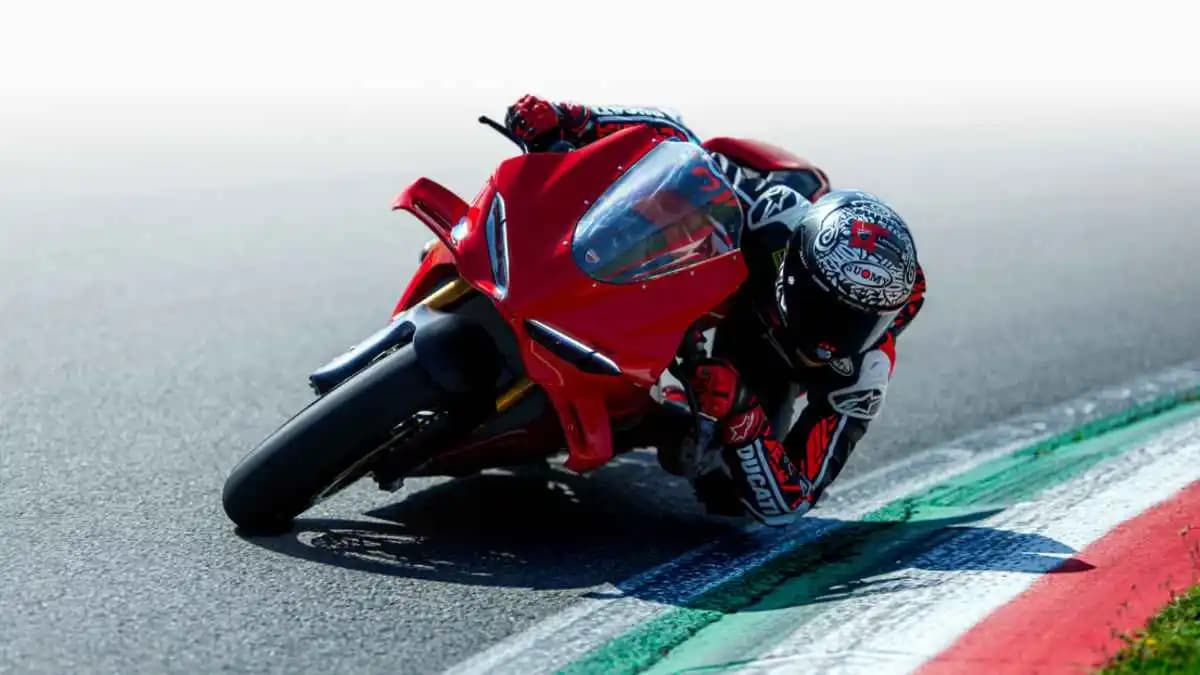 Ducati Panigale V4 को मिलेगी eCBS system,जाने कैसे करता है यह काम