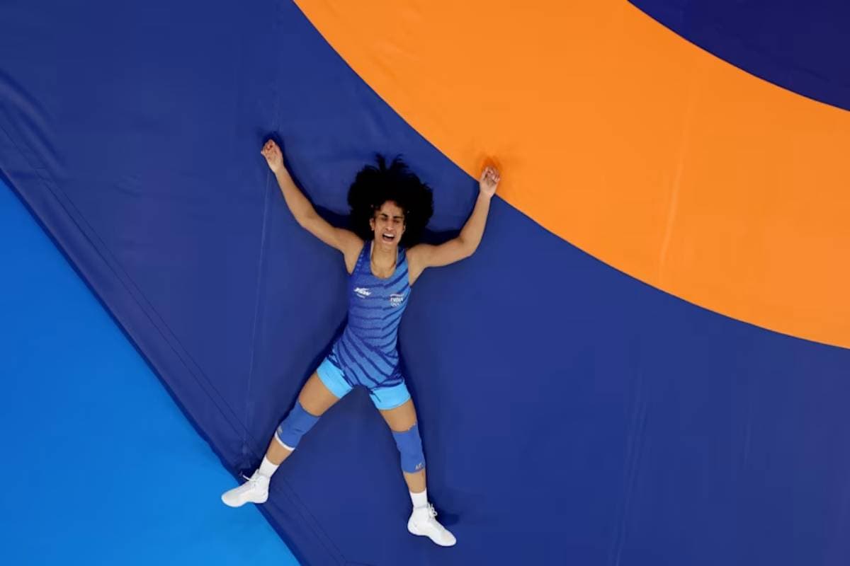 Paris Olympics 2024 LIVE: विनेश फोगाट नहीं खेलेगी फाइनल मुकाबला, भारतीय एथलीट्स एक्शन में