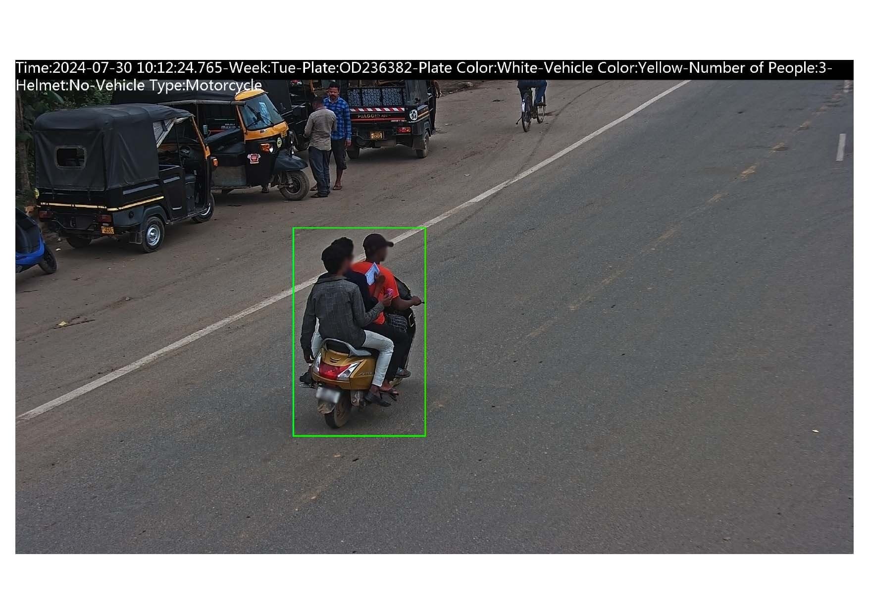 झारसुगुड़ा में इंटीग्रेटेड ट्रैफिक मैनेजमेंट सिस्टम लागू, दो दिन में कटा तीन लाख रुपये से अधिक का ई-चालान