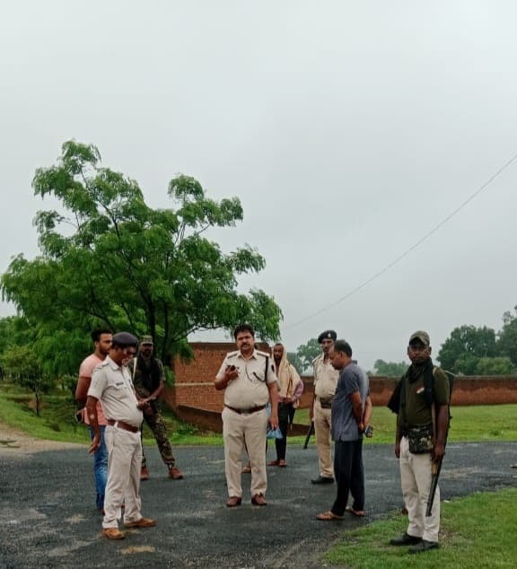 सड़क दुर्घटना में महिला की मौत