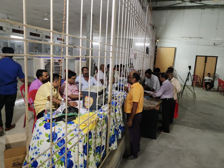 सक्षमता उत्तीर्ण अभ्यर्थियों के लिए काउंसलिंग कार्य शुरू