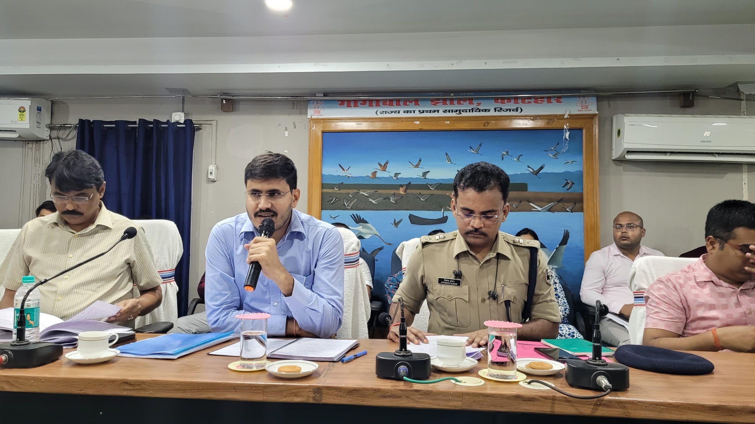 शांतिपूर्ण व कदाचारमुक्त माहौल में होगी सिपाही भर्ती परीक्षा: डीएम