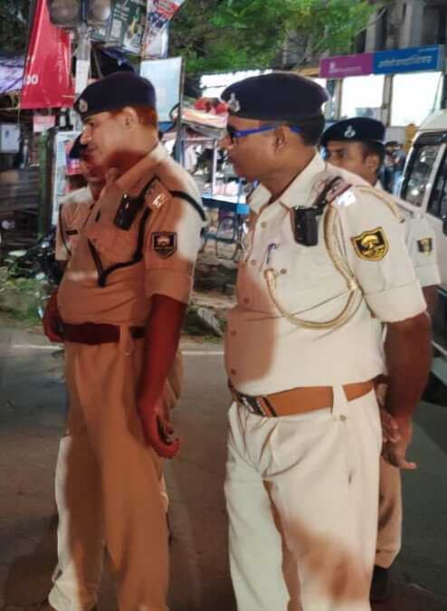 Patna : ट्रैफिक पुलिस को मिले 500 बॉडी वार्न कैमरे, वर्दी पर लगा कर करेंगे ड्यूटी