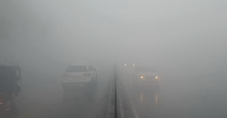 आफत की बारिश : गोधर में गैस रिसाव व धुआं से सांस लेना मुश्किल