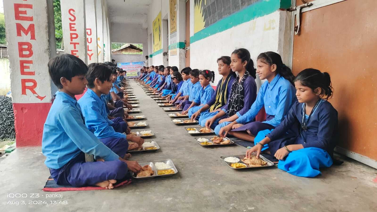 समुदाय की भागीदारी दिवस पर तिथि भोजन आयोजित