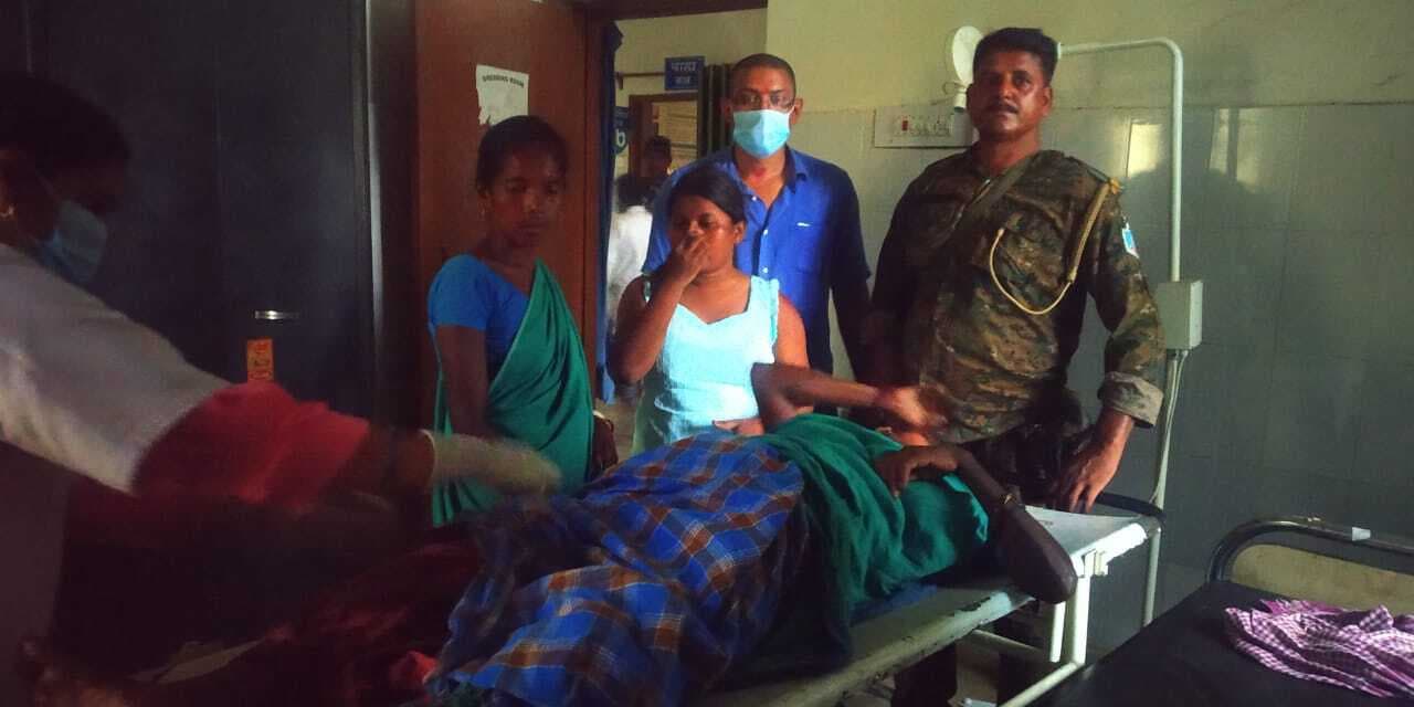 बारह दिन पहले दुर्गापुर हटिया में सड़क हादसे में हो गयी थी घायल, सड़क दुर्घटना में घायल संझली की रिम्स ले जाने के क्रम में रास्ते में हुई मौत