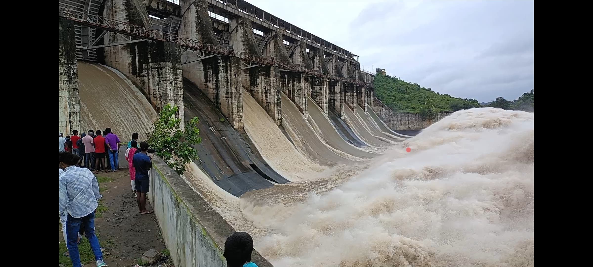 तेनुघाट डैम के आठ गेट खोले गये, दामोदर में उफान