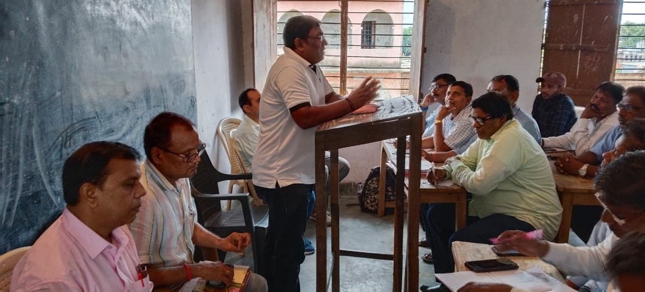 Samastipur news: लड़कियों का स्कूल में नामांकन सराहनीय, एडेंट करें सहयोग : बीइओ