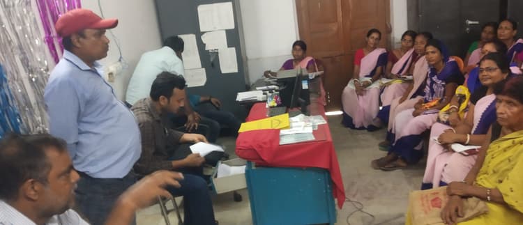 पीएचसी में आशाकर्मियों को दिया प्रशिक्षण