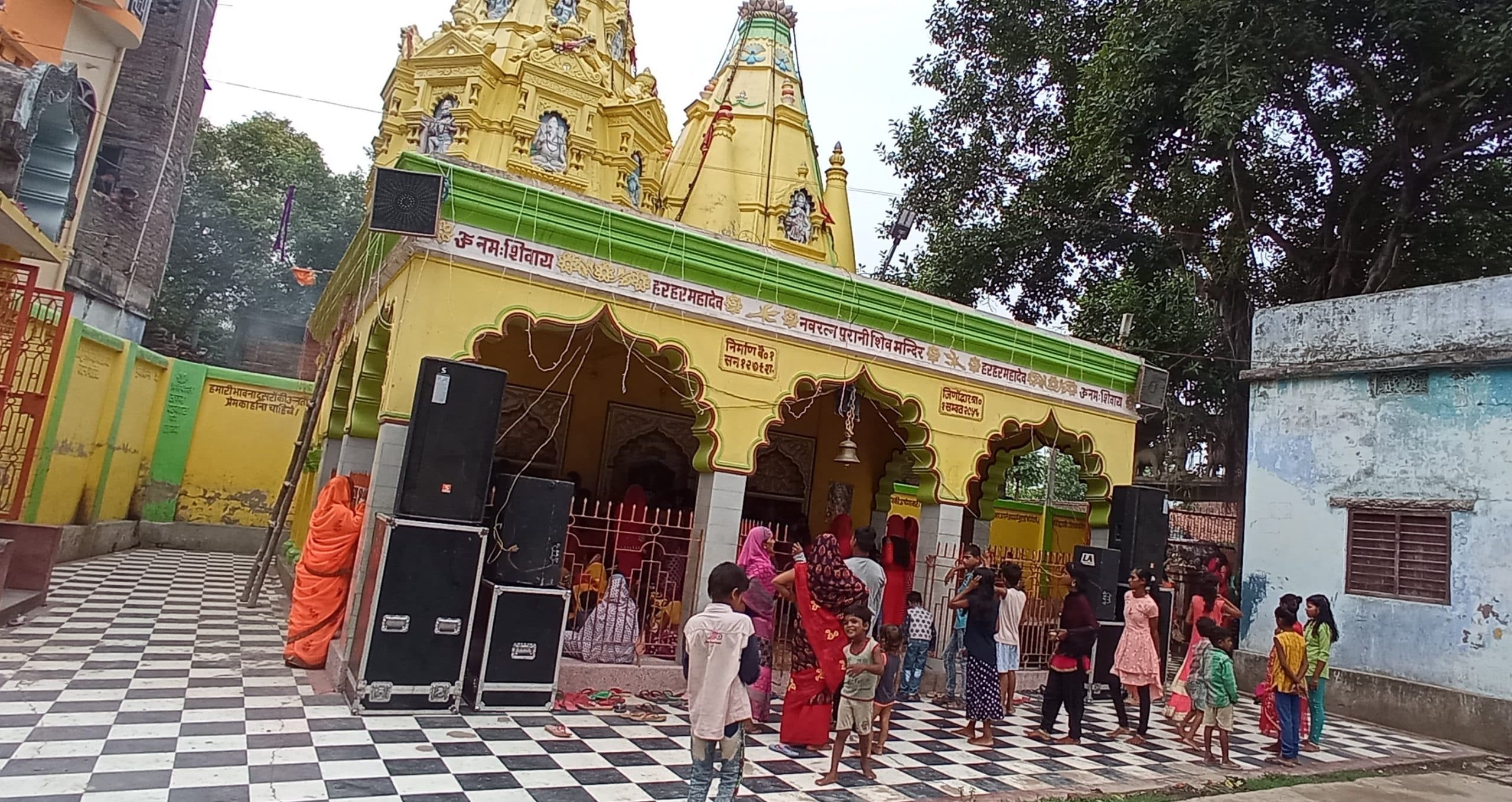 सावन की तीसरी सोमवारी को हर हर महादेव के जयघोष से गुंजायमान हुआ शिवालय