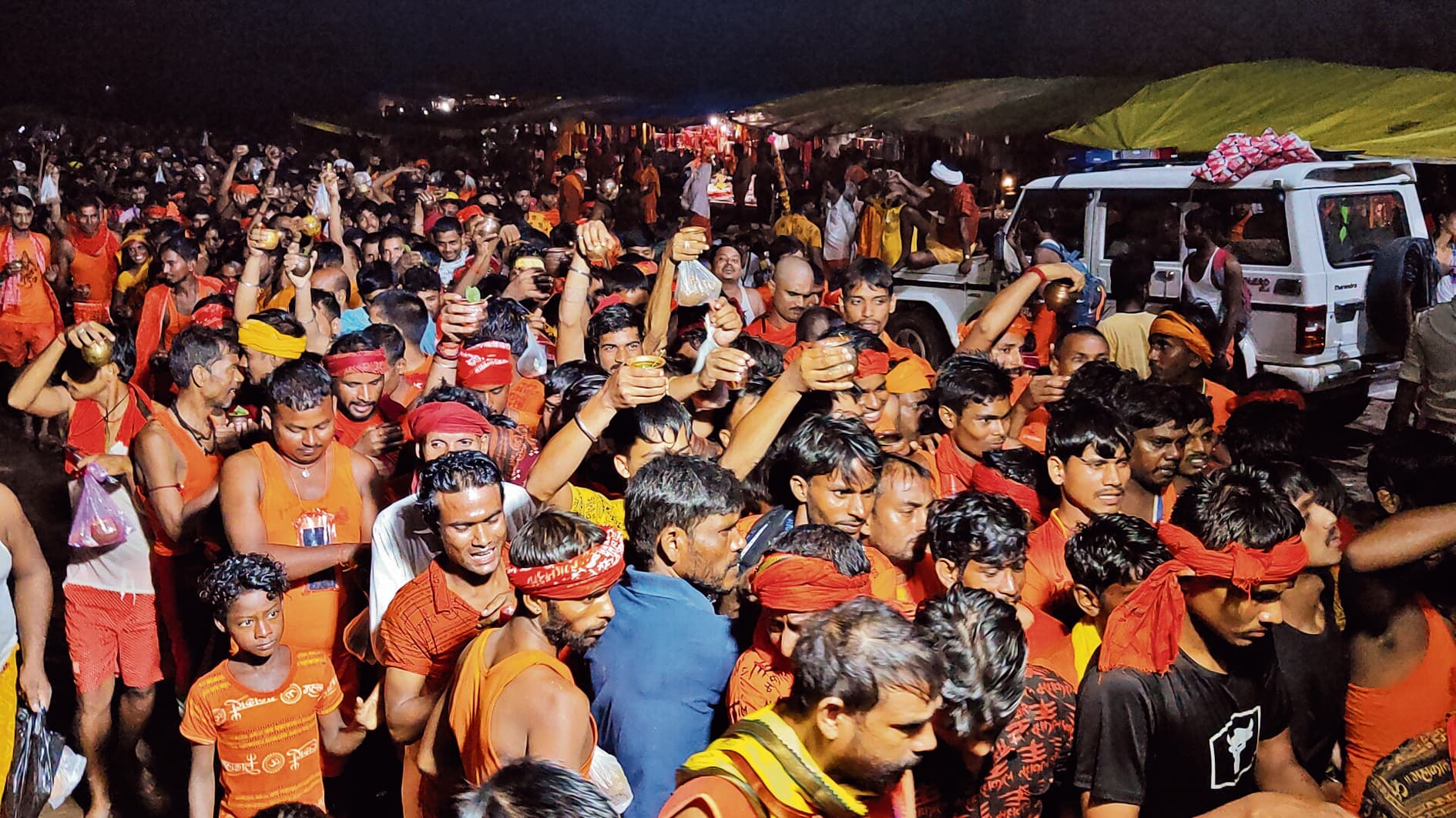 गुप्ताधाम में सावन के तीसरे सोमवार डेढ़ लाख से ज्यादा श्रद्धालुओं ने किया जलाभिषेक