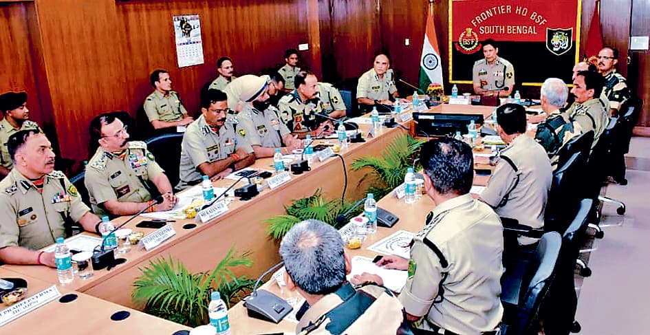 सुरक्षा को लेकर केंद्र व राज्य के अधिकारियों ने की बैठक