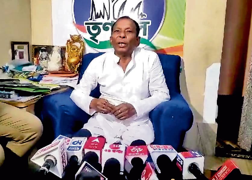 विधानसभा पहुंचे पूर्व मंत्री अखिल गिरि पर मुख्यमंत्री से नहीं हो सकी मुलाकात