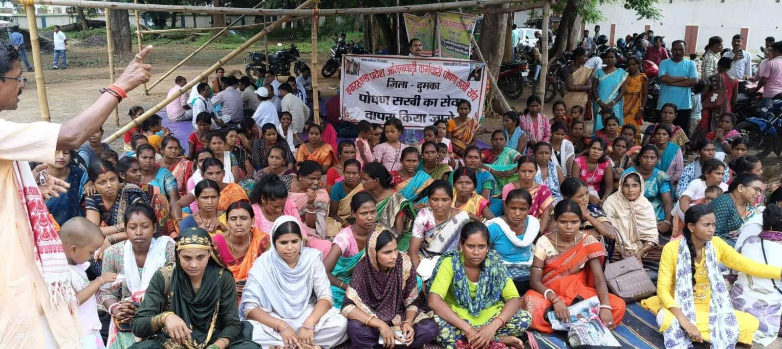 पोषण सखियों की सेवा वापस नहीं की गयी, तो करेंगे बड़ा आंदोलन : विजय दास