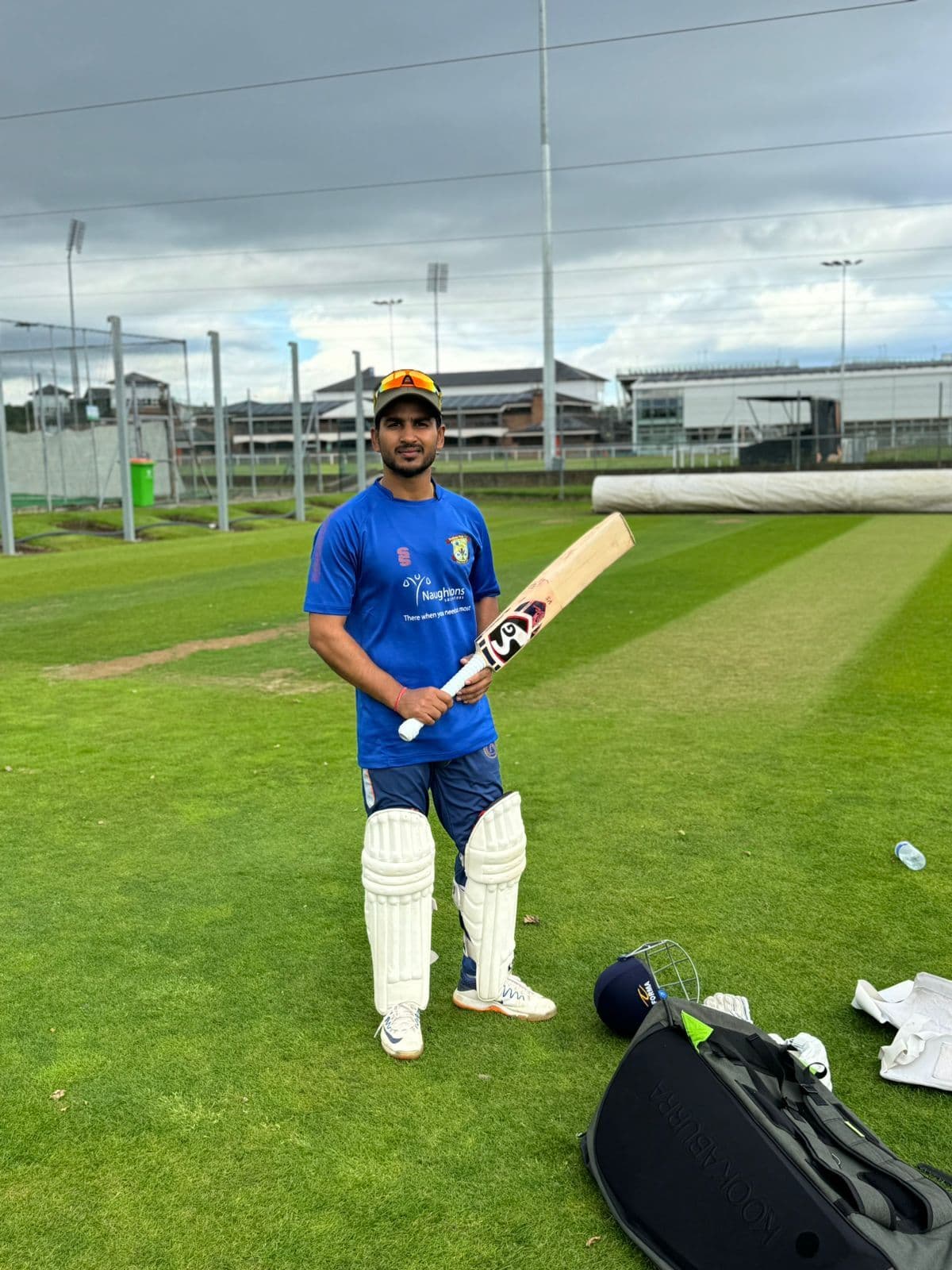 शहर के विराट इंग्लैंड में लगा रहे हैं रनों का अंबार