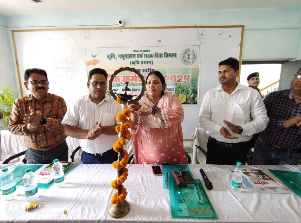 जिले में मिलेट्स, श्रीअन्न उत्पादन के लिए किसानों को करें जागरूक