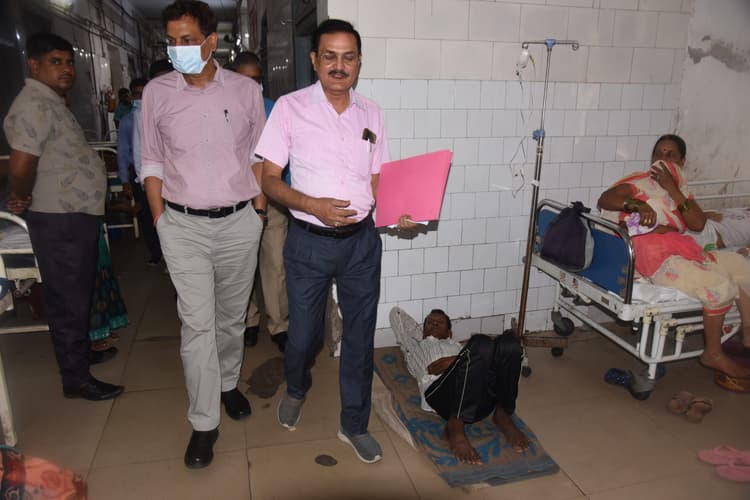 एमजीएम की अव्यवस्था देख नाराज हुए प्रधान सचिव, अधीक्षक से कहा-पद पर रहना है कि नहीं, अधीक्षक ने कही ये बात