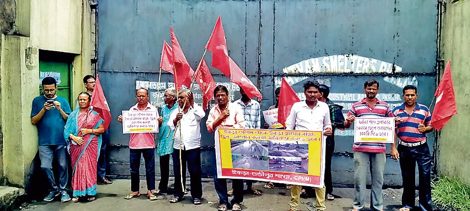 माकपा ने की सीएसआर फंड से सड़क व ड्रेन निर्माण की मांग