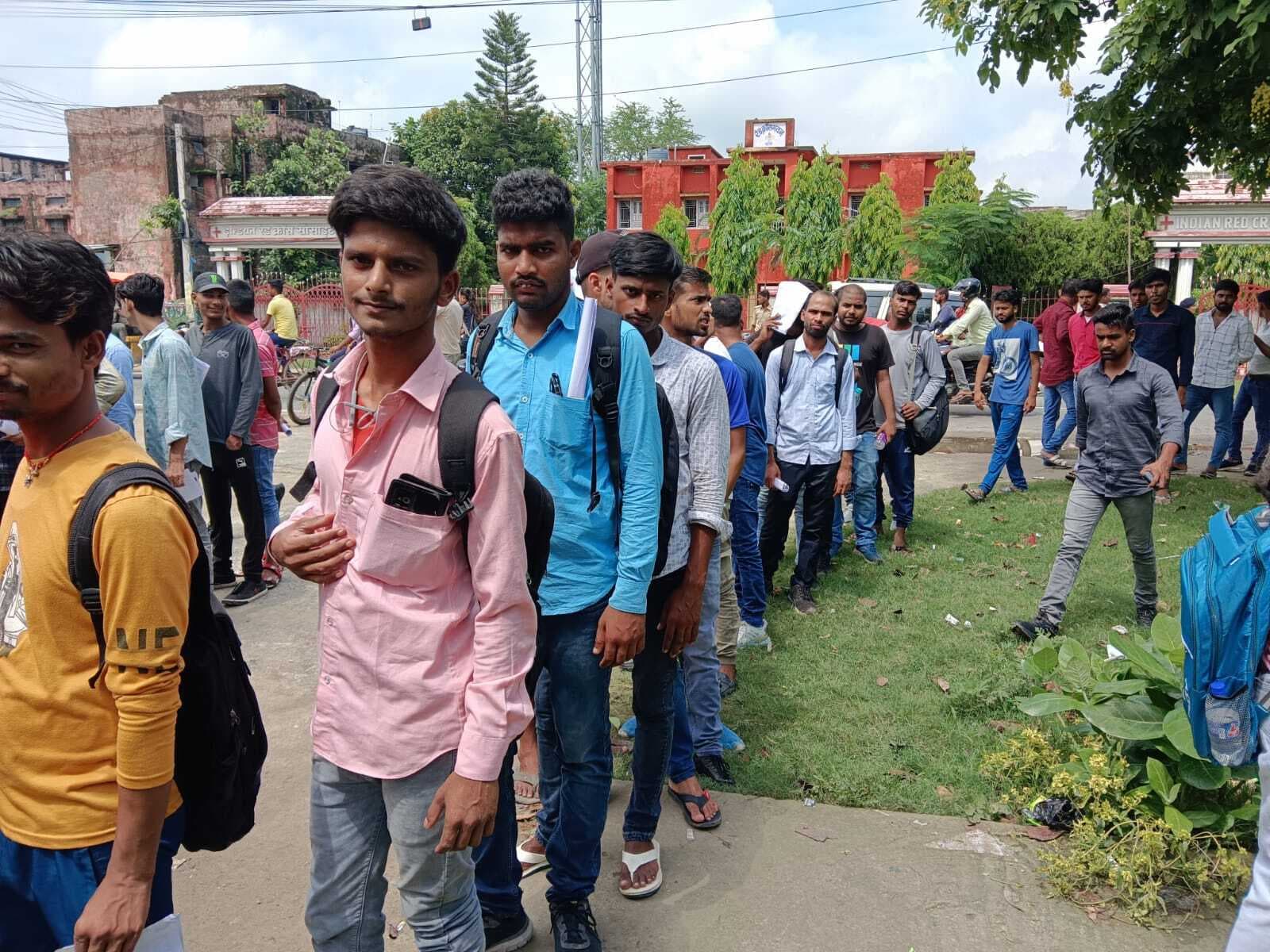 सिपाही पद के लिए 11 केंद्रों पर आयोजित परीक्षा कदाचार मुक्त संपन्न