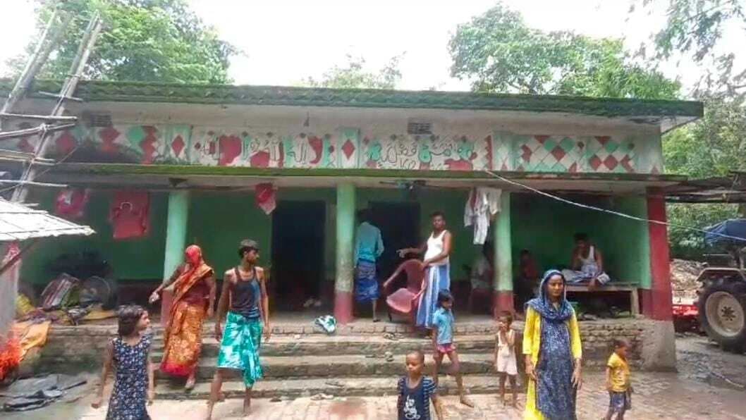 किसान के घर भीषण डकैती, नगदी समेत आभूषण की लूट