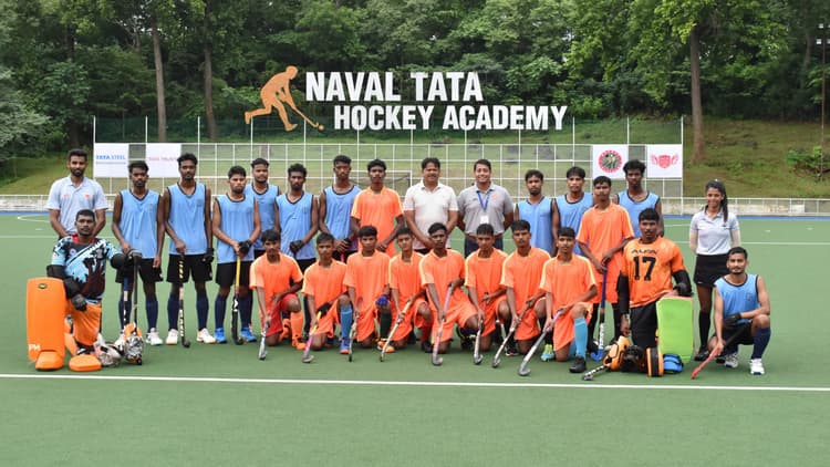 नवल टाटा हॉकी एकेडमी व रांची की टीम फाइनल में