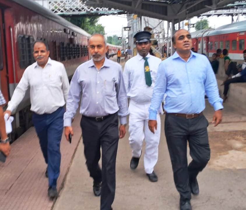 Metro Project Bihar: बिहार के चार शहरों में मेट्रो रेल का आगाज़? महाप्रबंधक के जमालपुर दौरे से उठे नए सवाल!